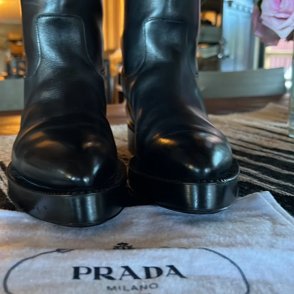 PRADA Pull-on Lug Leather Boots Size 39 - Picture 4 of 7